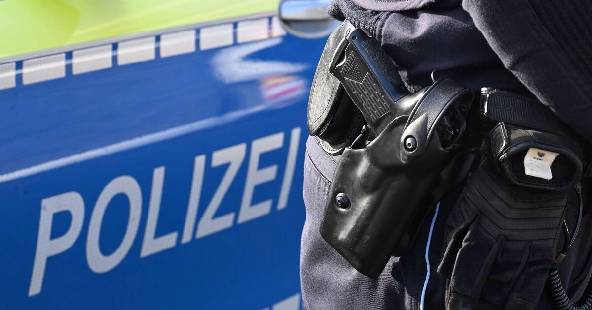 Vorfall an S-Bahnhof: Bewaffneter Mann von Polizisten bei München angeschossen - Panorama