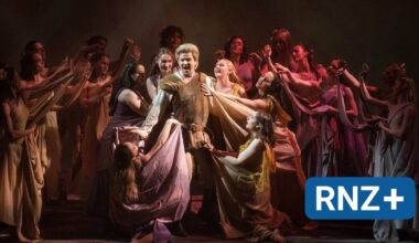 Nationaltheater Mannheim: Der "Kampf der Titanen" macht dem Publikum Beine - Kultur Regional