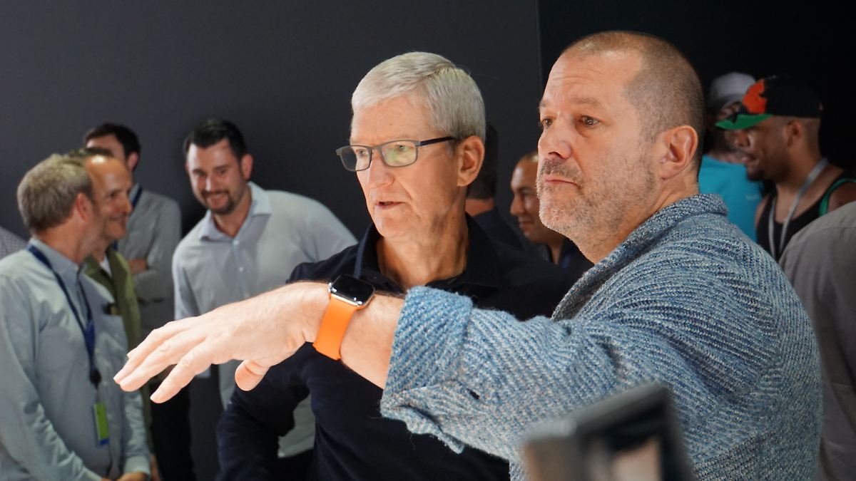 Startup von Jony Ive gekauft: Mit Milliardendeal: OpenAI angelt sich Ex-Apple-Ikone
