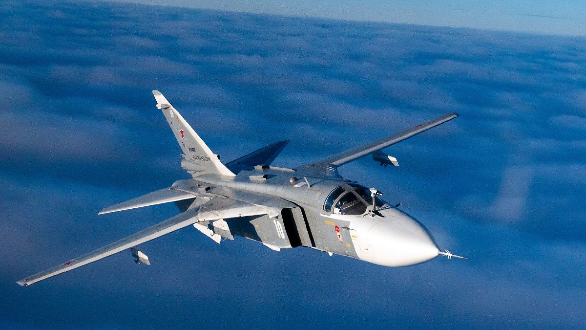 "Eine Untersuchung läuft": Polen fangen russische Su-24 ab - Finnen prüfen Luftraumverletzung