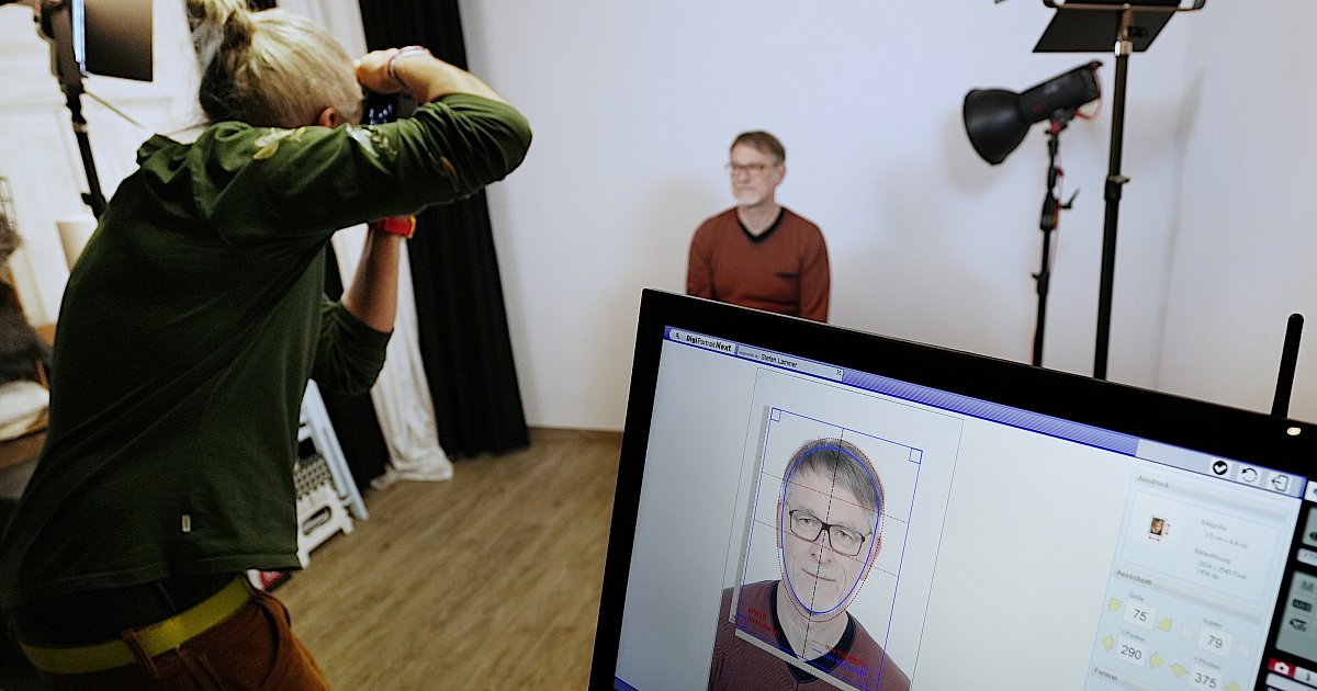 Gütersloher Fotografen in Angst um Existenz – „Rechtzeitig einzuschreiten, ist richtig“ - Neue Westfälische