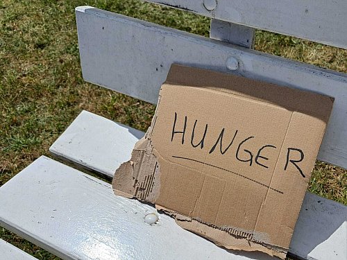 Organisiertes Betteln ist keine Seltenheit. Viele Experten sprechen sogar von Missbrauch. - © Melanie Wigger