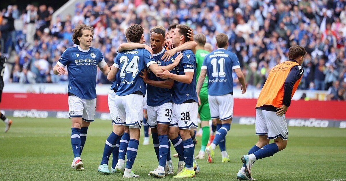 1:0 gegen Mannheim: Arminia Bielefeld krönt Aufstieg mit der Meisterschaft