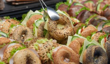 Essen in Geschäften ist im Trend | Wirtschaft Überblick