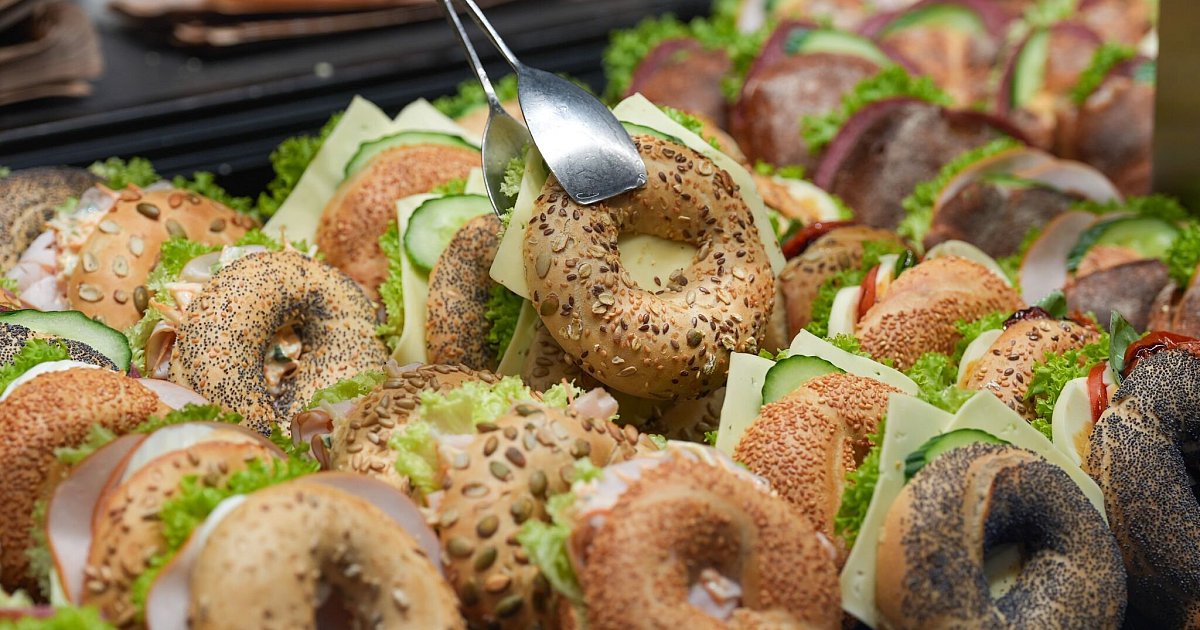 Essen in Geschäften ist im Trend | Wirtschaft Überblick