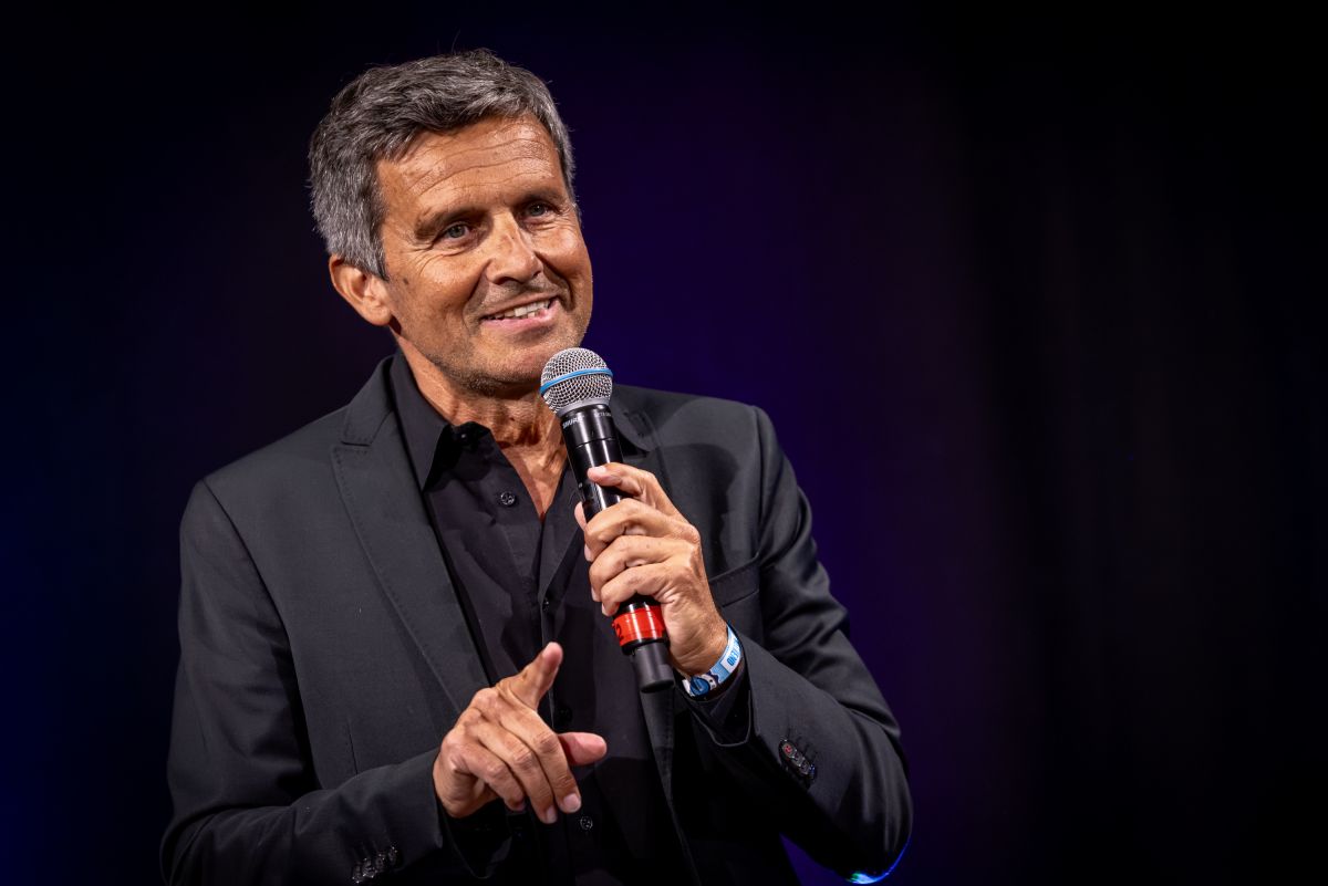 Bitcoin-Experte Christian Karl überzeugt beim Founder Summit in Wiesbaden mit visionärer 2-Minuten-Rede