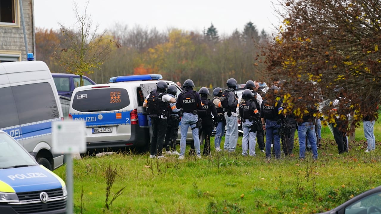 Mord-Prozess: Aus Frust! Asylbewerber soll Nächstbesten erstochen haben | Regional