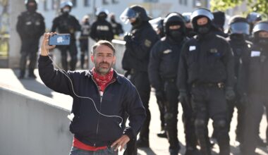Rechtsextremist lebt als Frau: Svenja-Marla muss in den Männerknast | Regional