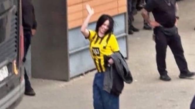 BVB: Weltstar in Dortmund-Trikot entdeckt – Hätten Sie sie erkannt? | Sport