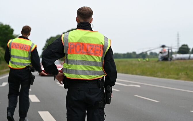 Dobrindt bringt Migrationsgesetze ins Kabinett