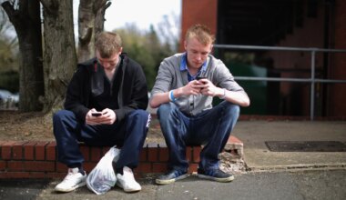 Warum wünschen sich so viele junge Leute eine starke Führungspersönlichkeit? - Kultur