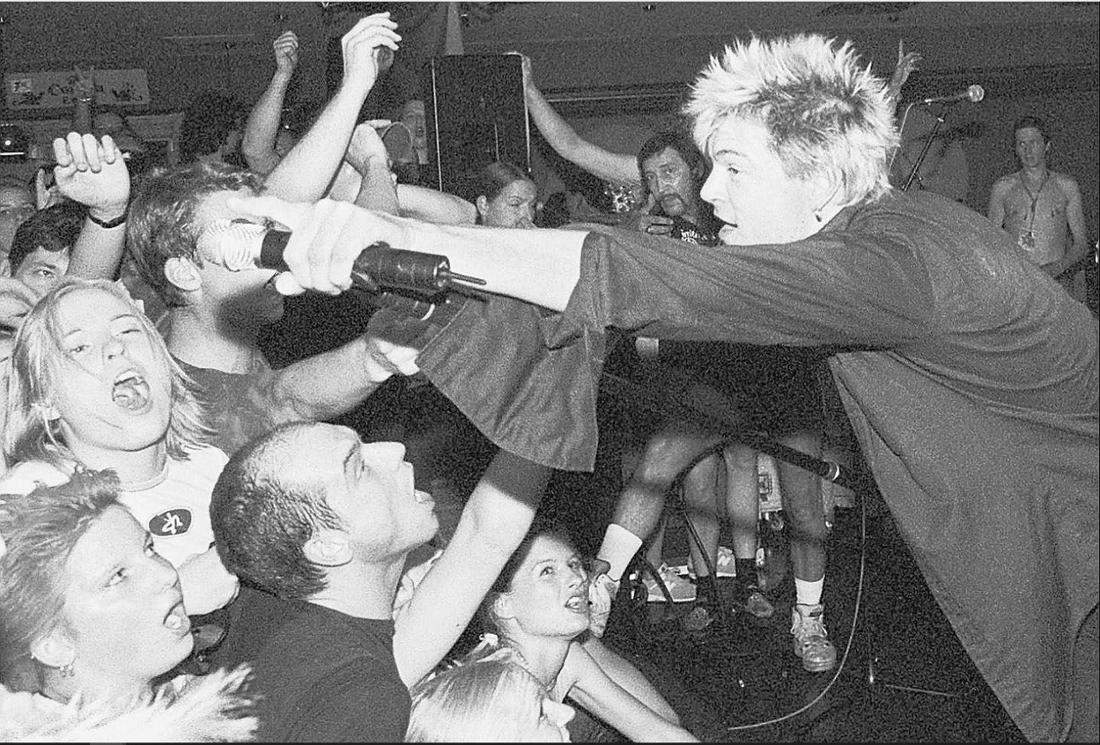 Die Toten Hosen gaben in München auch schon legendäre Geheim-Konzerte, unter anderem als „Die Düsselpiraten vom Rhein“.