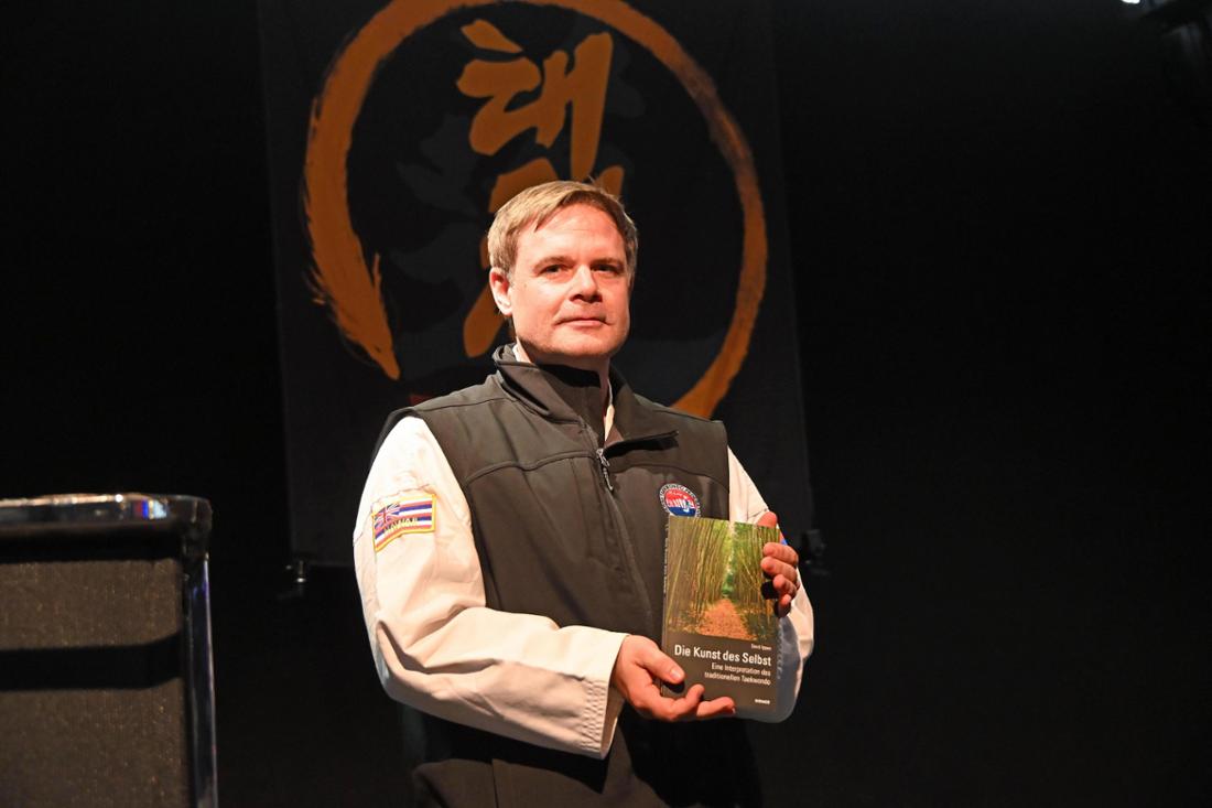 Autor und Taekwondo-Meister David Ippen