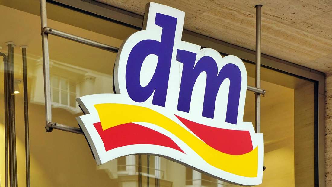 Logo von Dm.