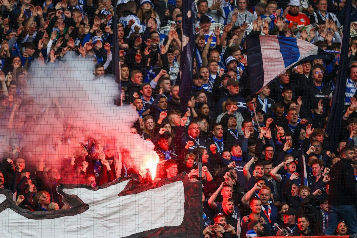 Fußball-Landespokal - „Bodenlos“: Duisburg-Fan reanimiert - Essens Anhänger singen - Sport
