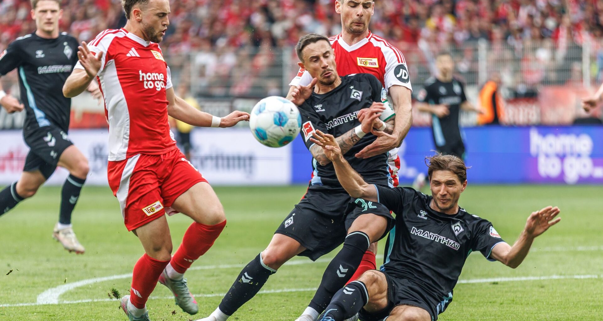 Stage-Doppelpack reicht nicht: Werder 2:2 in Berlin - Berlin / Brandenburg