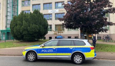 Während der Prüfungszeit: Polizei meldet "Drohwelle" gegen hunderte Schulen