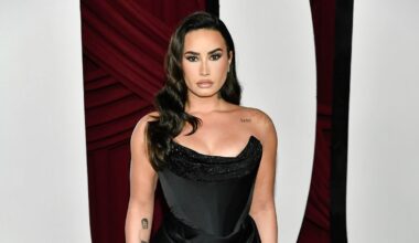 Sängerin hat geheiratet: Demi Lovato sagt in zwei Designerkleidern "Ja"