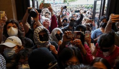 Protest gegen Gaza-Krieg: Vermummte dringen in Bibliothek der Columbia-Uni ein