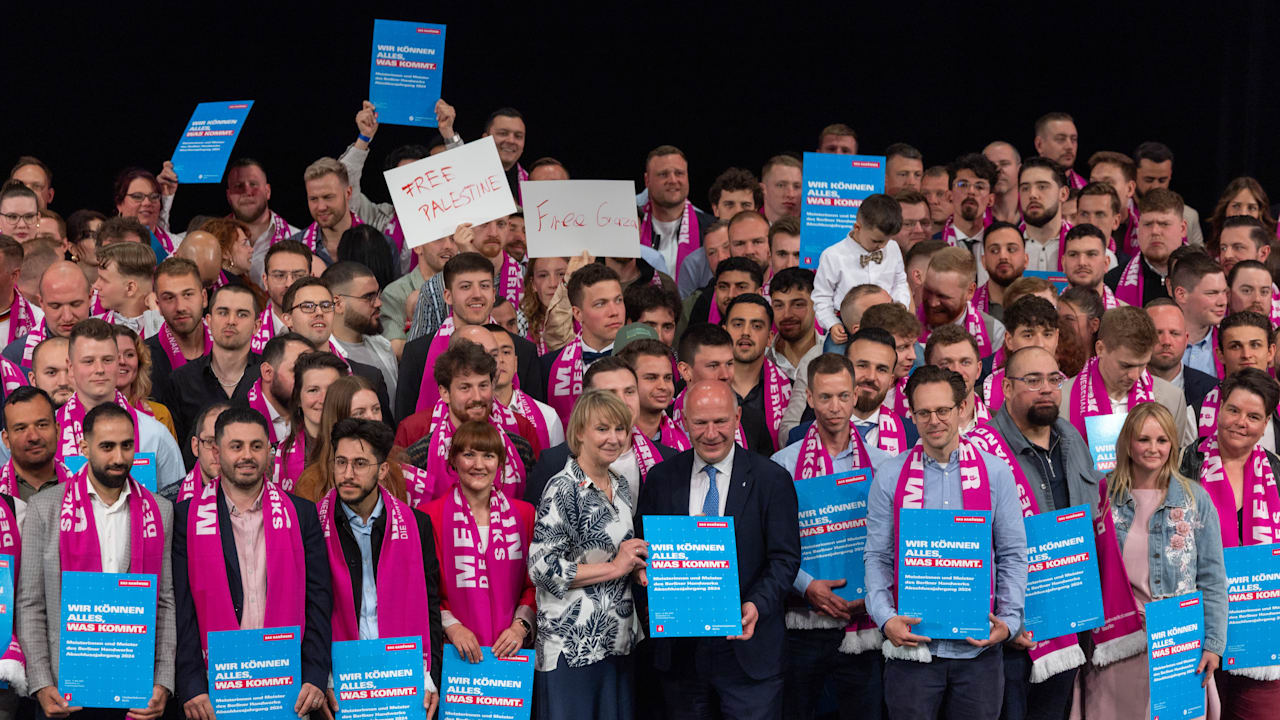 Eklat im Friedrichstadt-Palast: Israelhass bei Berliner Handwerksfeier | Regional