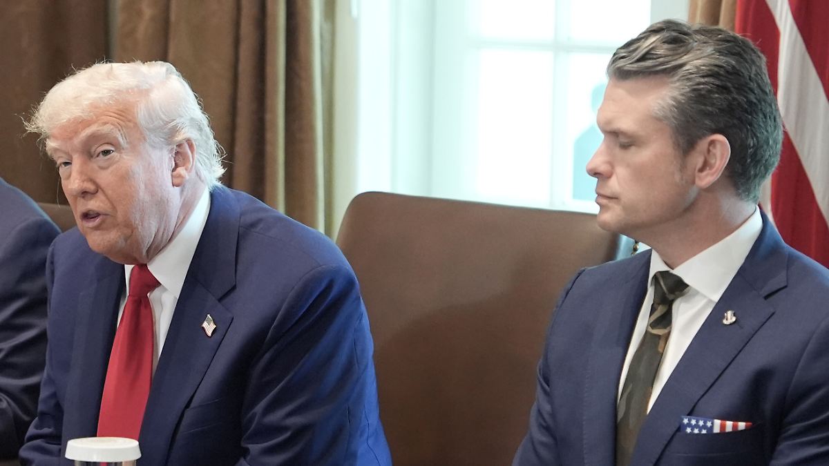 US-Regierung in Erklärungsnot: Hegseth überging Trump offenbar bei Stopp von Ukraine-Hilfe