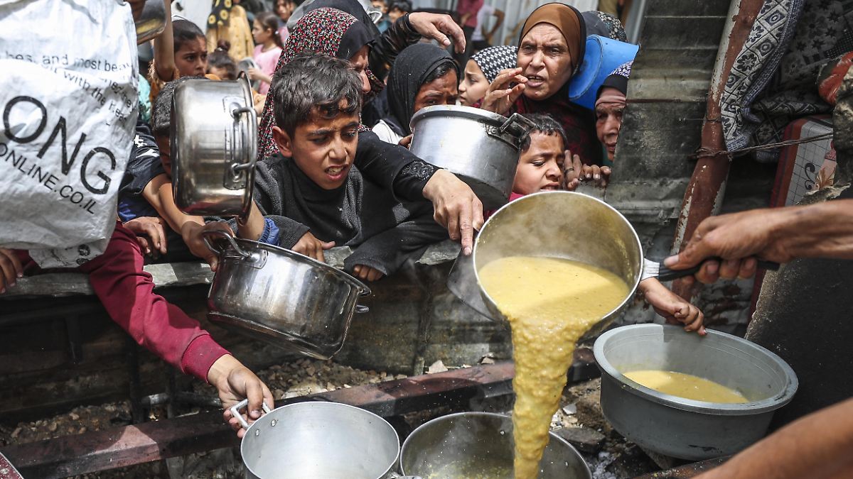 Neuer Mechanismus geplant: Israel will wieder Hilfen nach Gaza lassen
