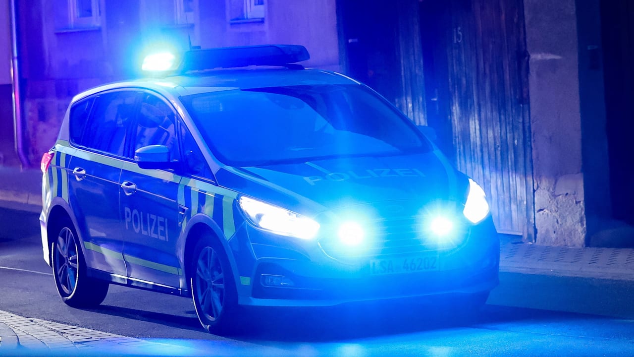 Mechernich (NRW): Mann greift Polizisten mit Messer an - Schussabgabe! | Regional