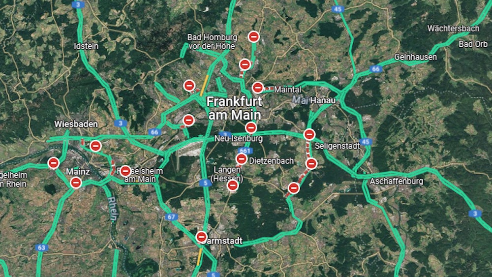 Dieser Ausschnitt zeigt die vermeintlich nicht befahrbaren Straßenverbindungen im Rhein-Main-Gebiet.