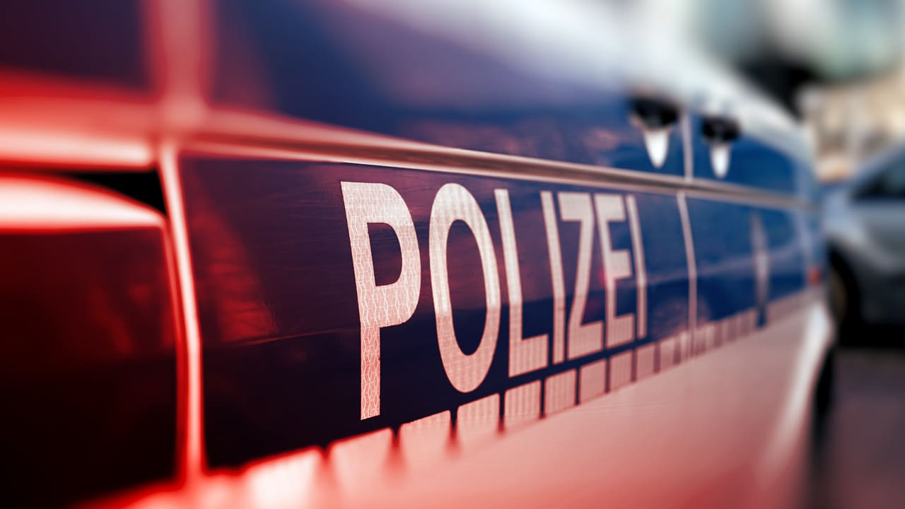 Essen: Aggressive Frau attackiert Passanten im Hauptbahnhof | Regional