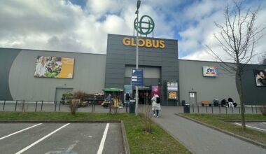 Unfall nahe „Globus“ in Castrop-Rauxel: Autofahrer übersah Motorrad