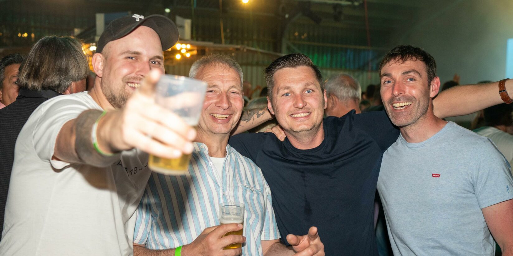 Die beste Fotos der Party