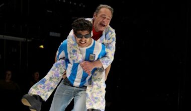„Peer Gynt“ als klamaukigen Spaß inszeniert: Ibsens Klassiker Im Grillo-Theater