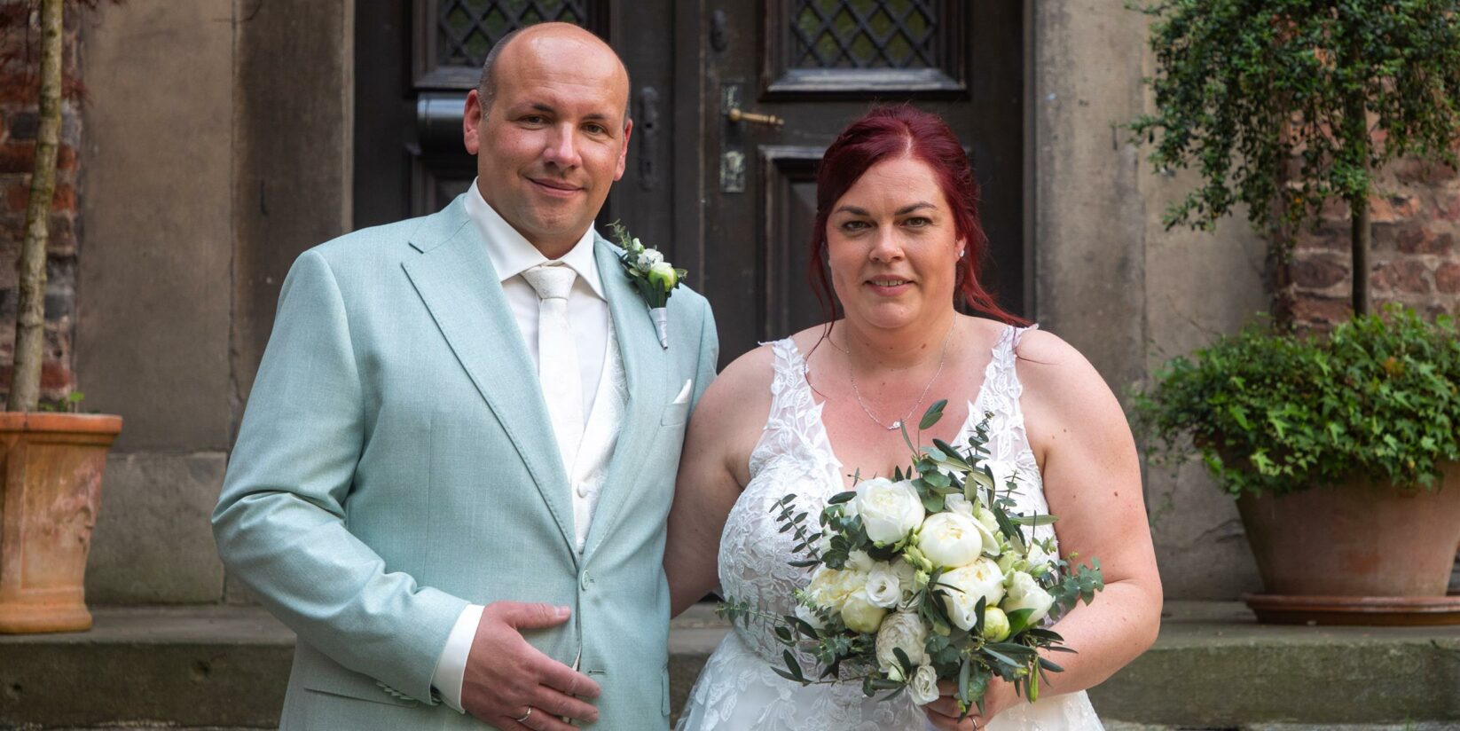 Melanie und Tim tauschen die Ringe in Castrop-Rauxel