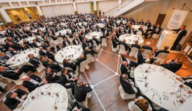 Live-Video vom Reindoldimahl im Rathaus