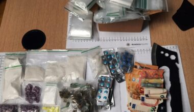 Mutmaßlicher Dealer mit Messer und Axt am Hauptbahnhof erwischt