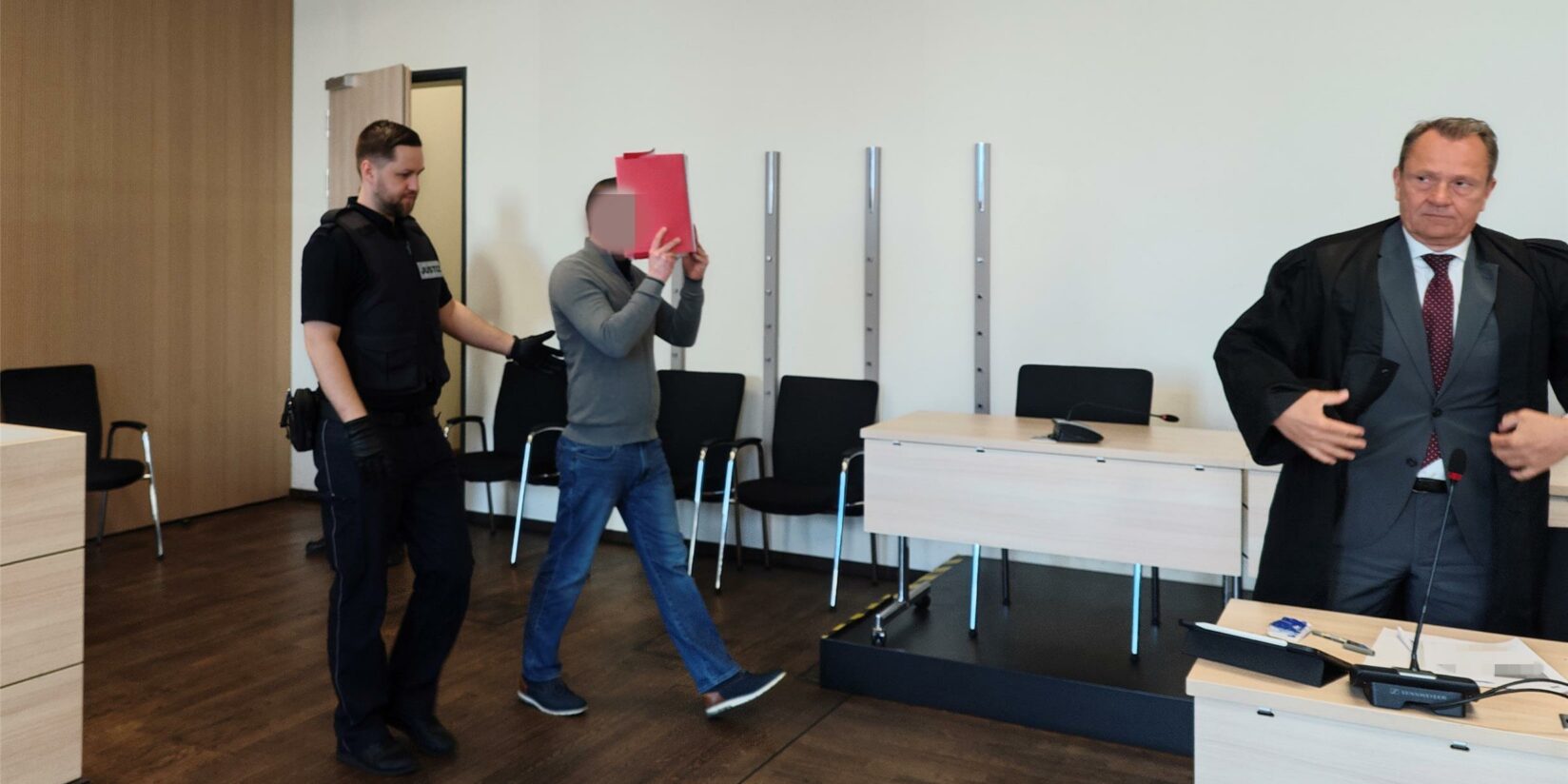 Ex-Partnerin mit 21 Messerstichen getötet