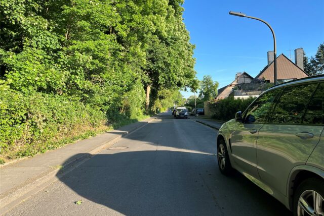 Die Evinger Veloroute soll auch durch die Straße Holzheck führen. Daran finden nicht alle Bezirksvertreter Gefallen.