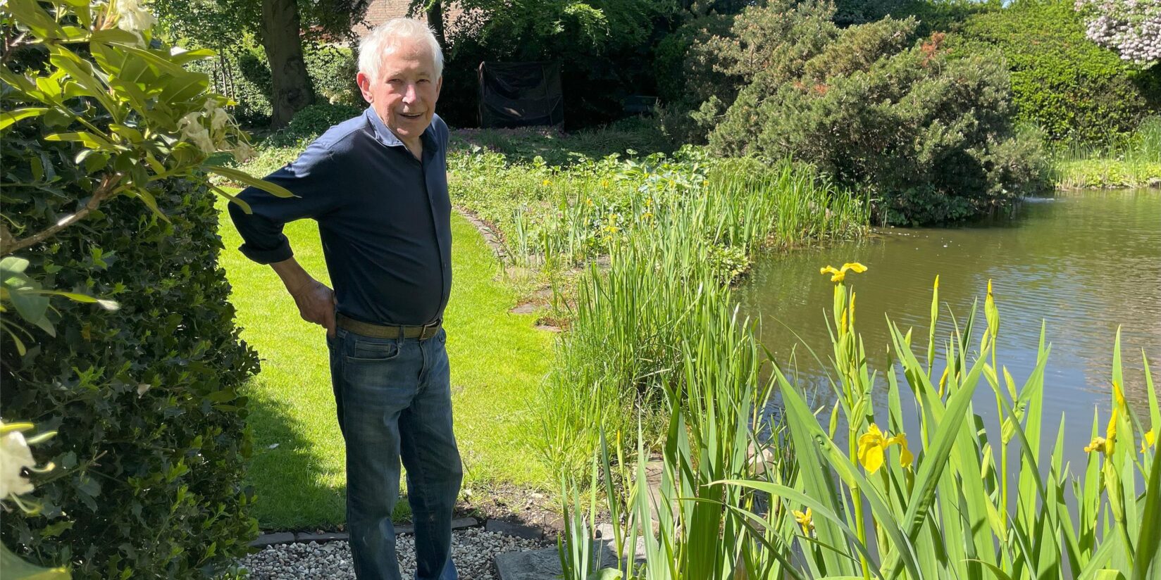 Rudolf Küper (94) zeigt seinen Garten