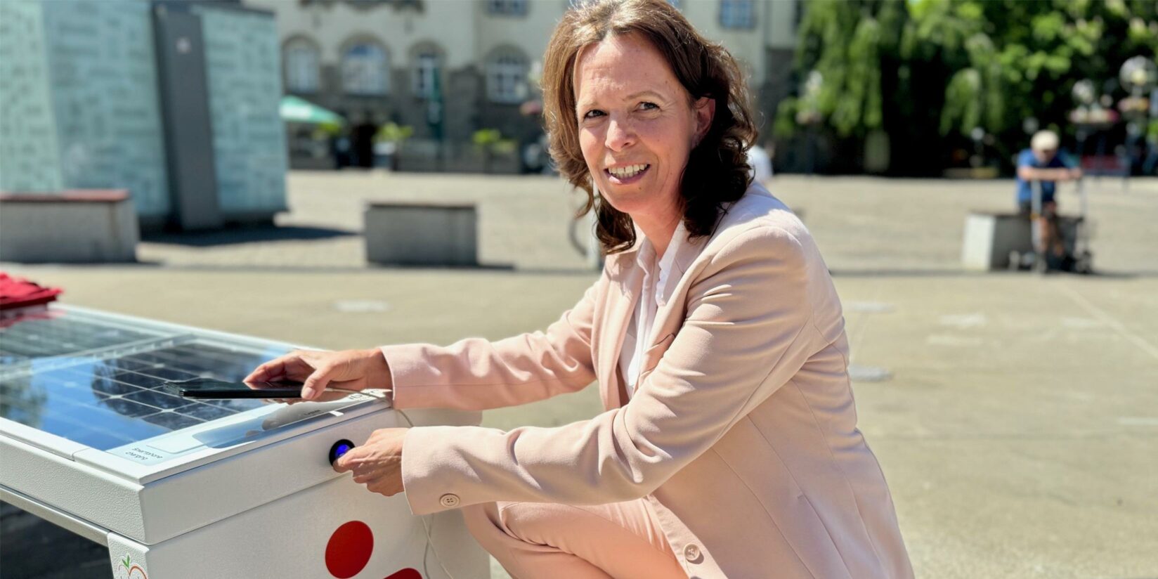 Solarbank in Aplerbeck liefert Strom für Handys