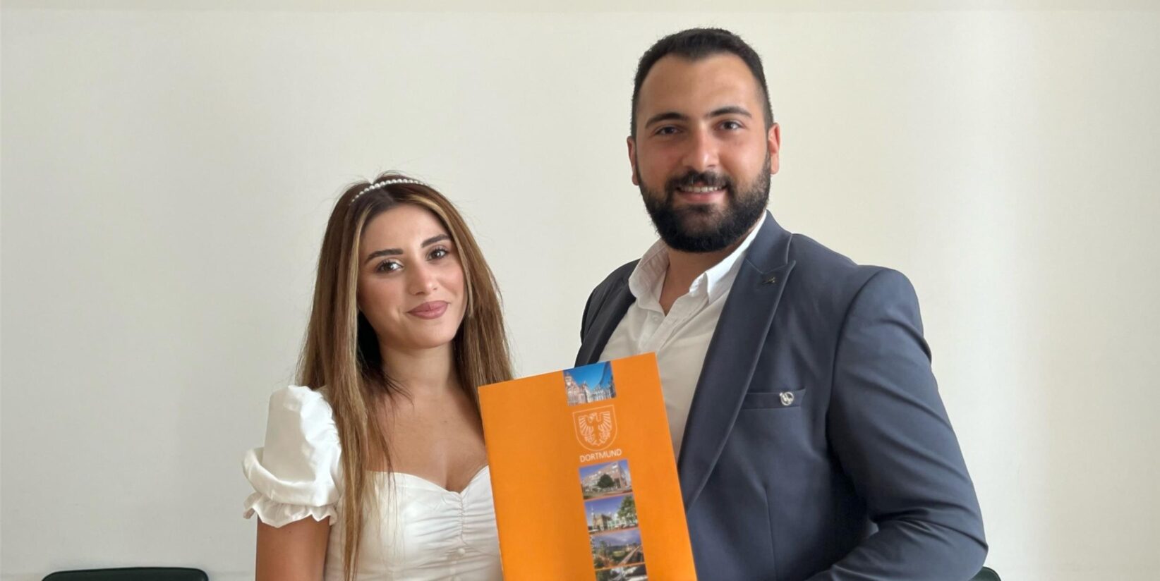 Lachin und Rodan heiraten 3000 Kilometer fern der Heimat