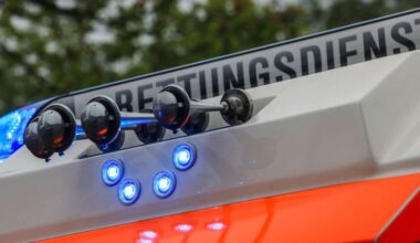 Fünf Autos krachen auf der A448 bei Bochum zusammen