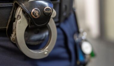 Gelsenkirchen: Betrunkener Mann randaliert - Polizeigewahrsam