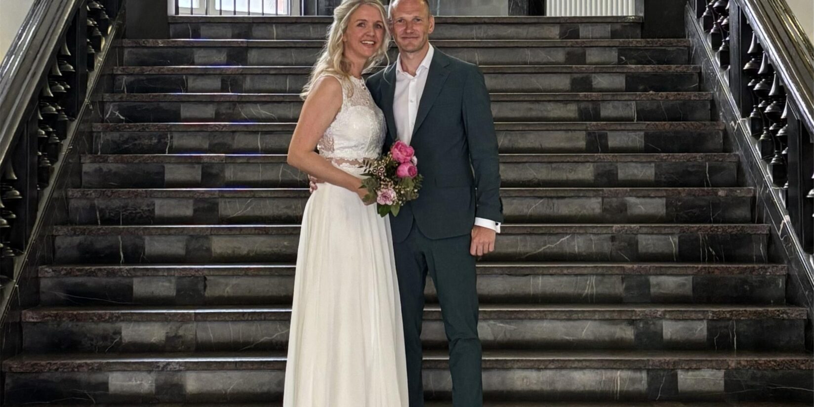 Dennis uns Sahrah haben geheiratet