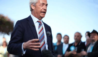 Nigel Farage siegt mit einer rigorosen Migrations-Agenda. Die Tories sind K.O. – weil sie ihre Werte aufgegeben haben. Was lernen Europas Konservative daraus?