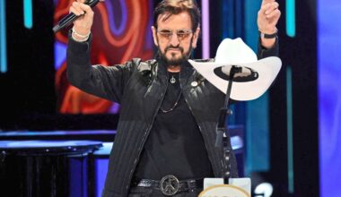 Ringo Starr spielte für seine Besetzung Barry Keoghan Schlagzeug - Musik