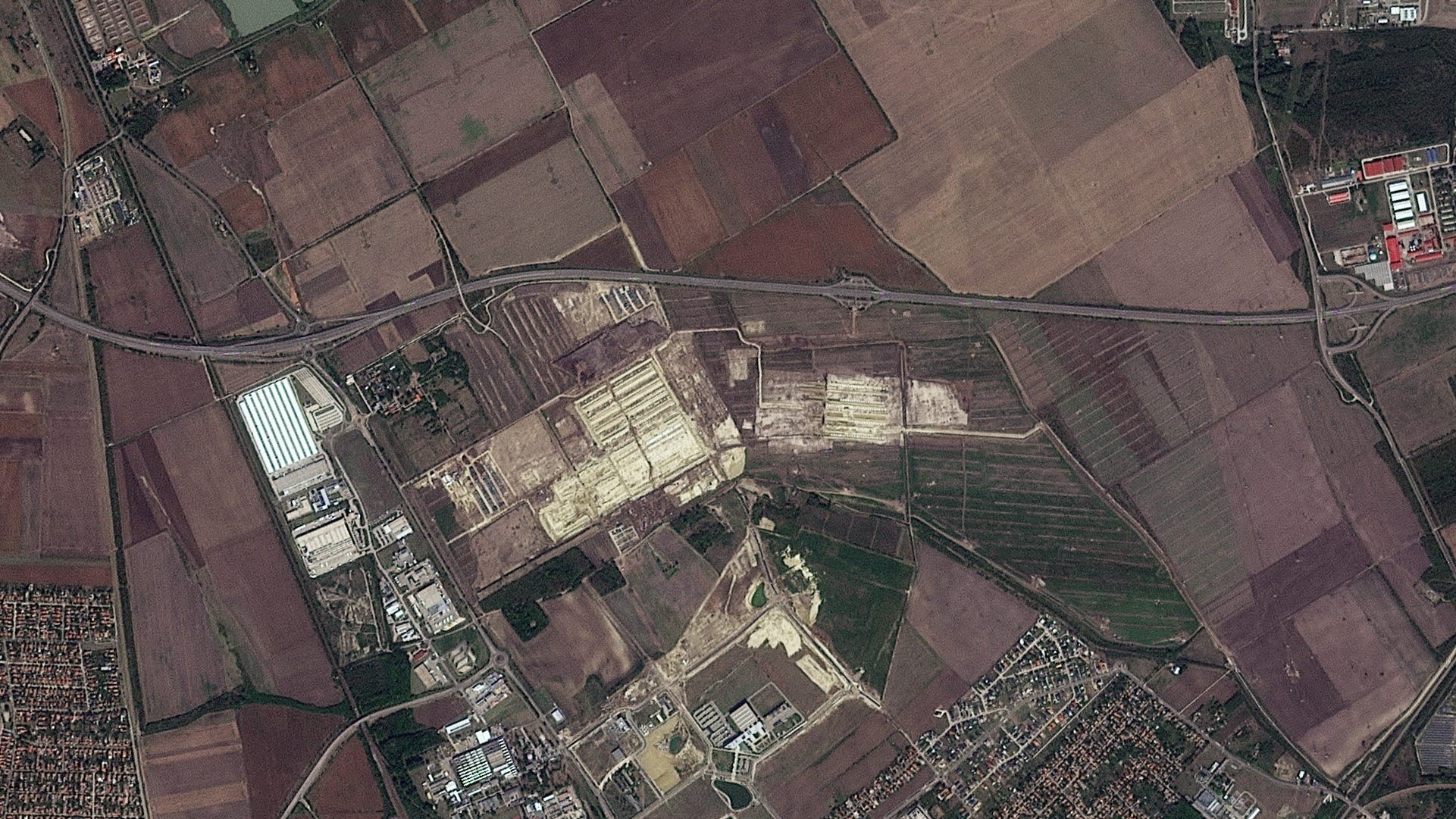 September 2024: BYD verfolgt ehrgeizige Expansionspläne in Europa und erwägt den Bau einer dritten Fabrik auf dem Kontinent.