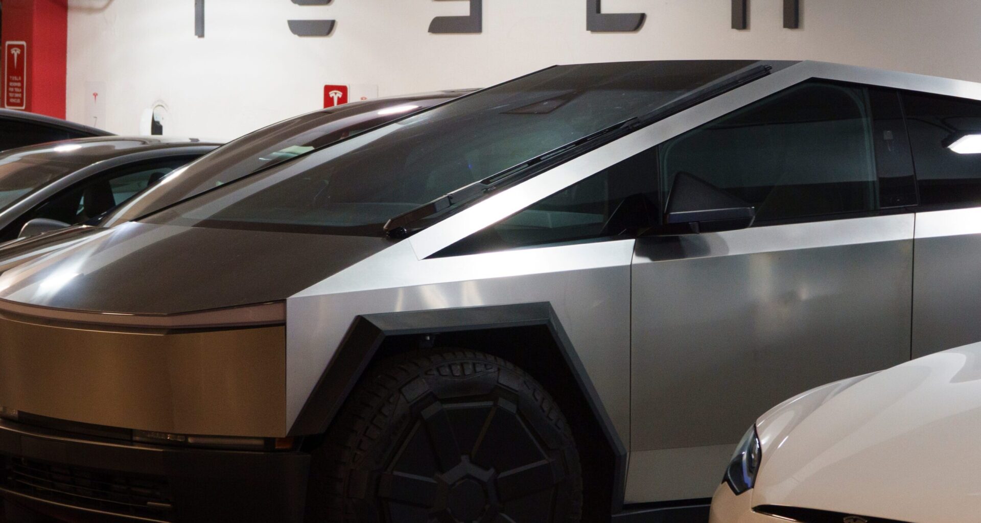Tesla nimmt jetzt Cybertrucks in Zahlung.