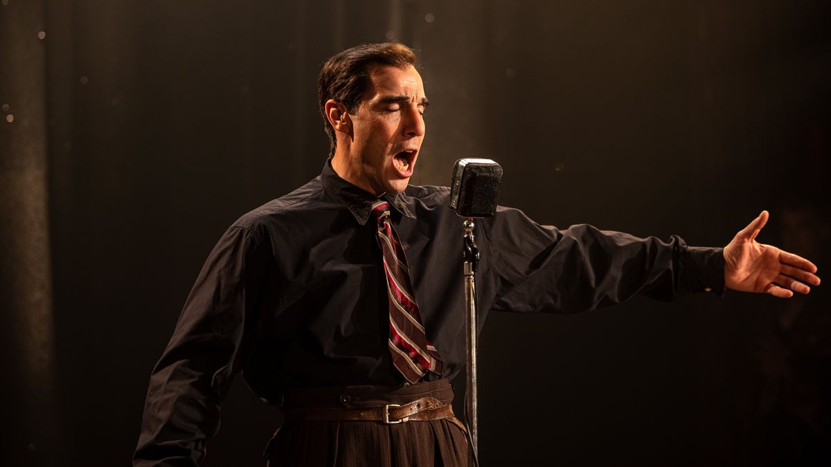"Monsieur Aznavour": Der Sänger, der Frankreich war