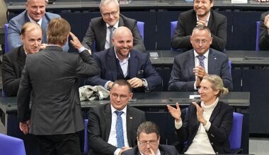 AfD: Die Partei gibt sich distanzierter zu Russland - Politik