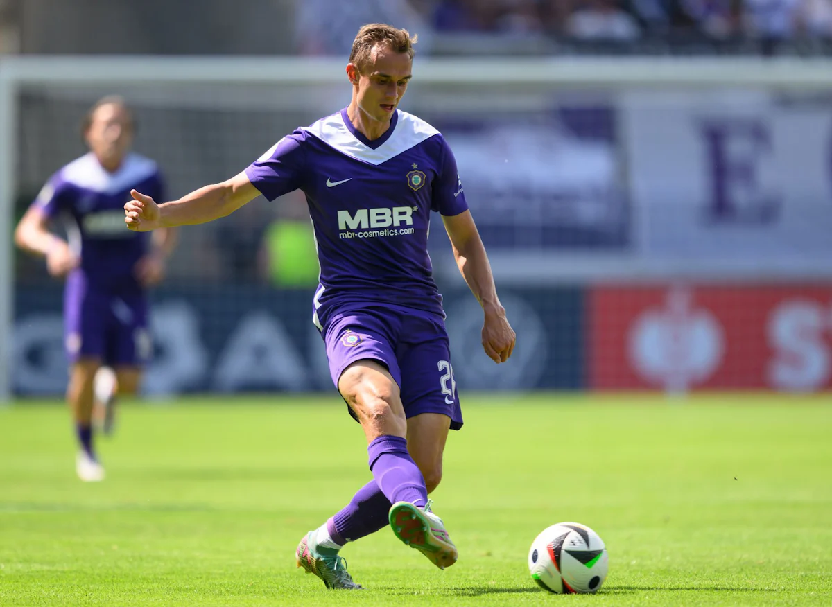 3. Fußball-Liga - 1860 München zum Saisonschluss mit einem 1:1 gegen Aue - Bayern